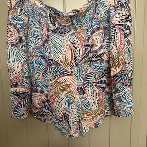 Tropical colorful stretchy shorts . Size xl. Good condition. Only worn twice